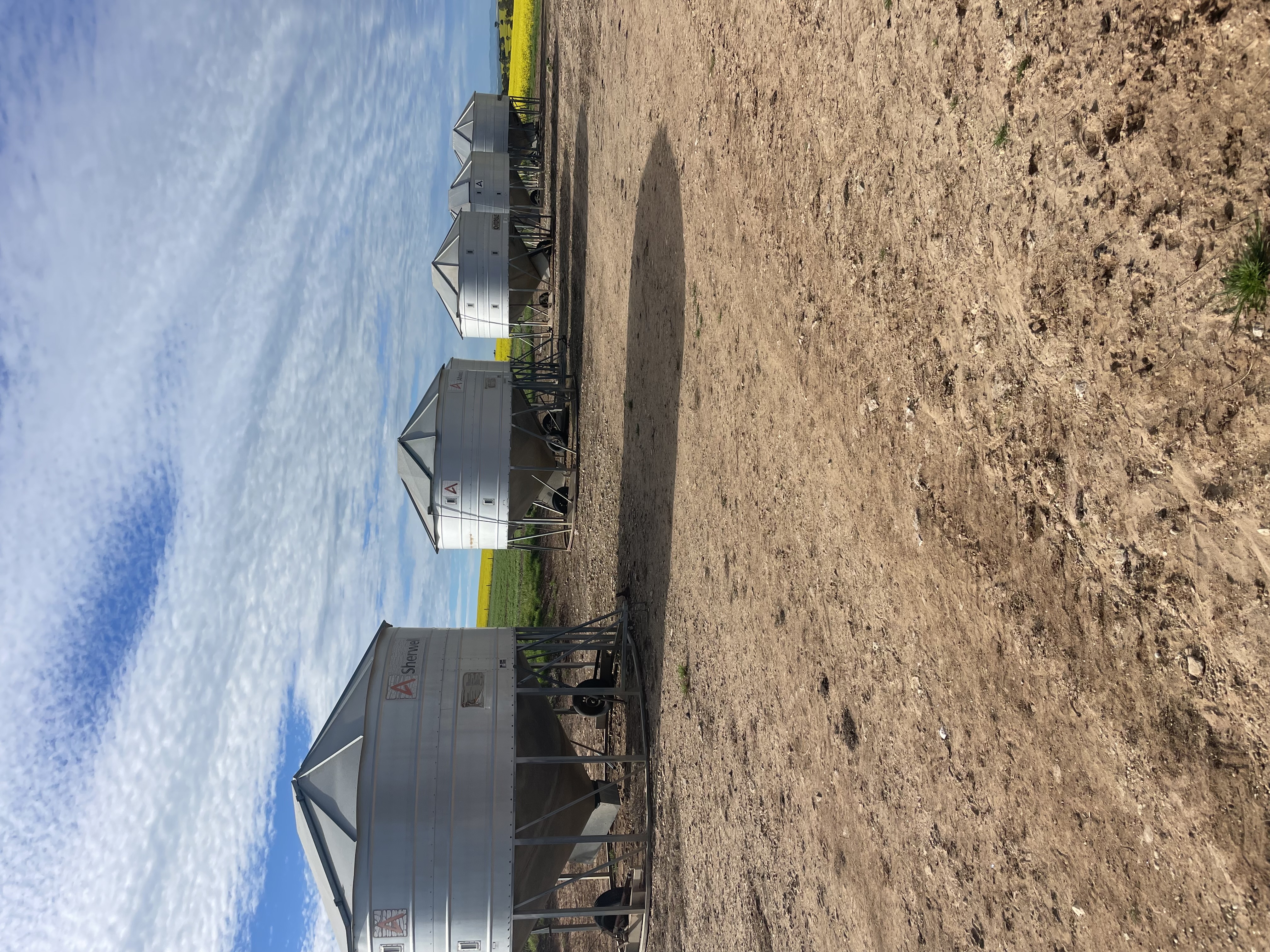 FIELD BINS